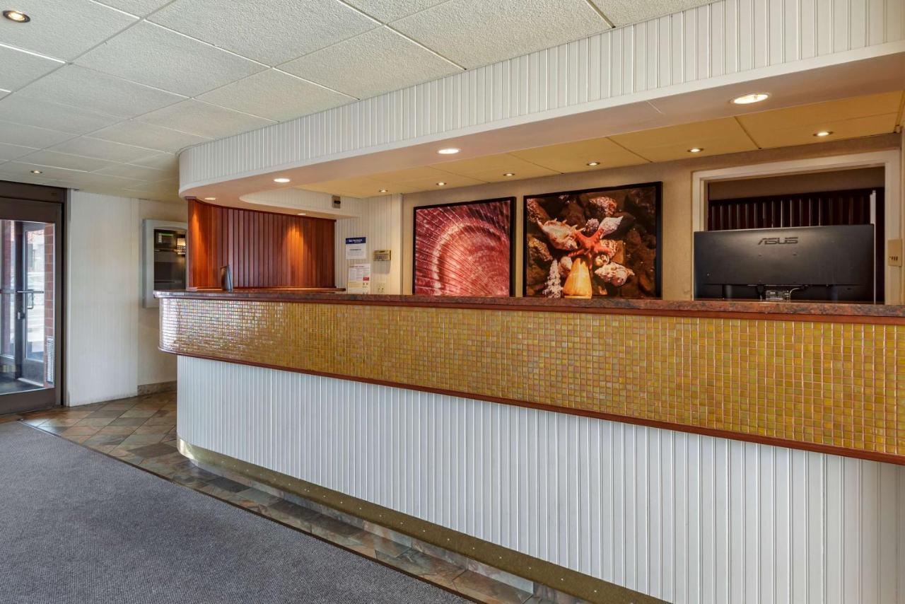 Best Western Plus Oswego Hotel And Conference Center Ngoại thất bức ảnh