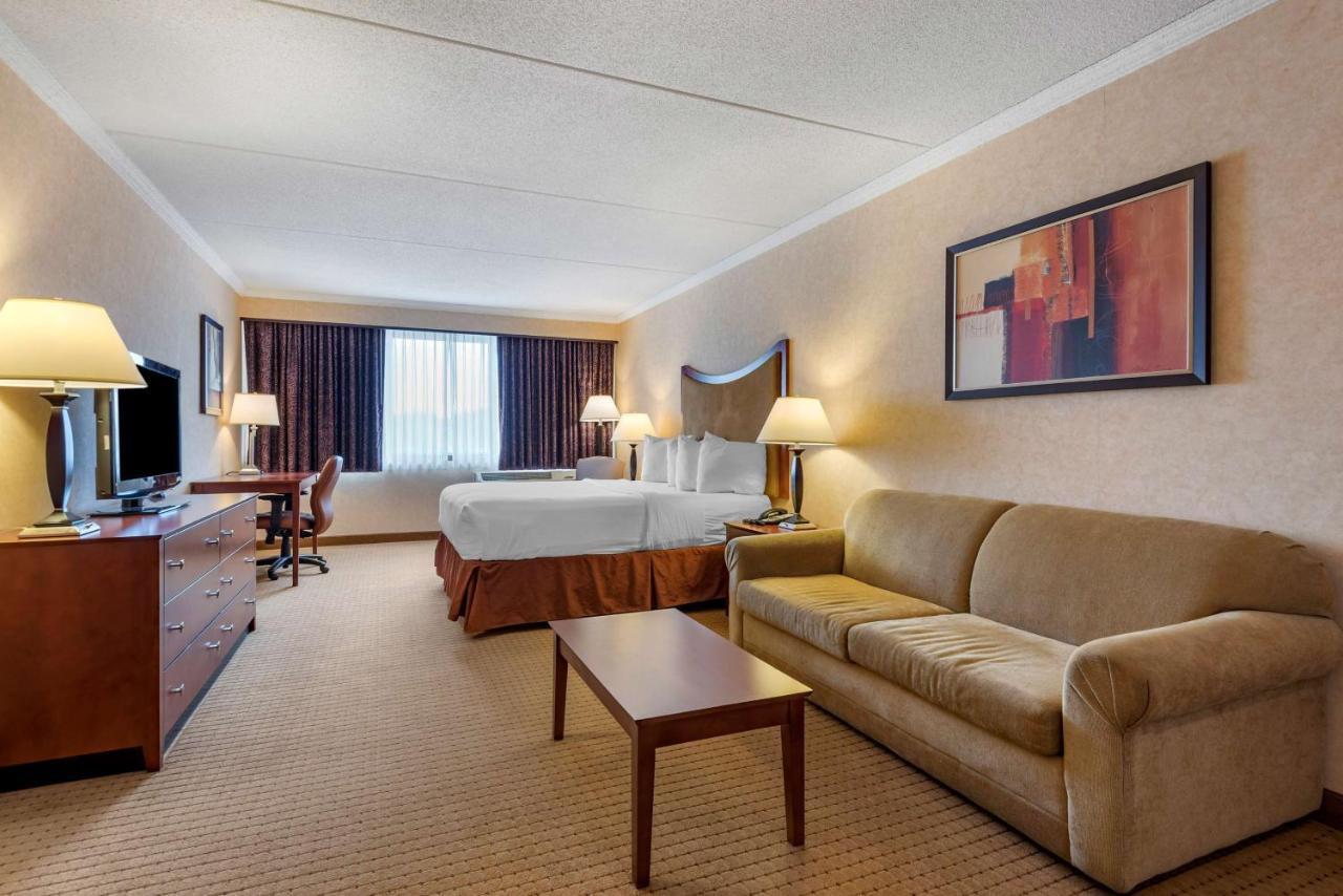 Best Western Plus Oswego Hotel And Conference Center Ngoại thất bức ảnh
