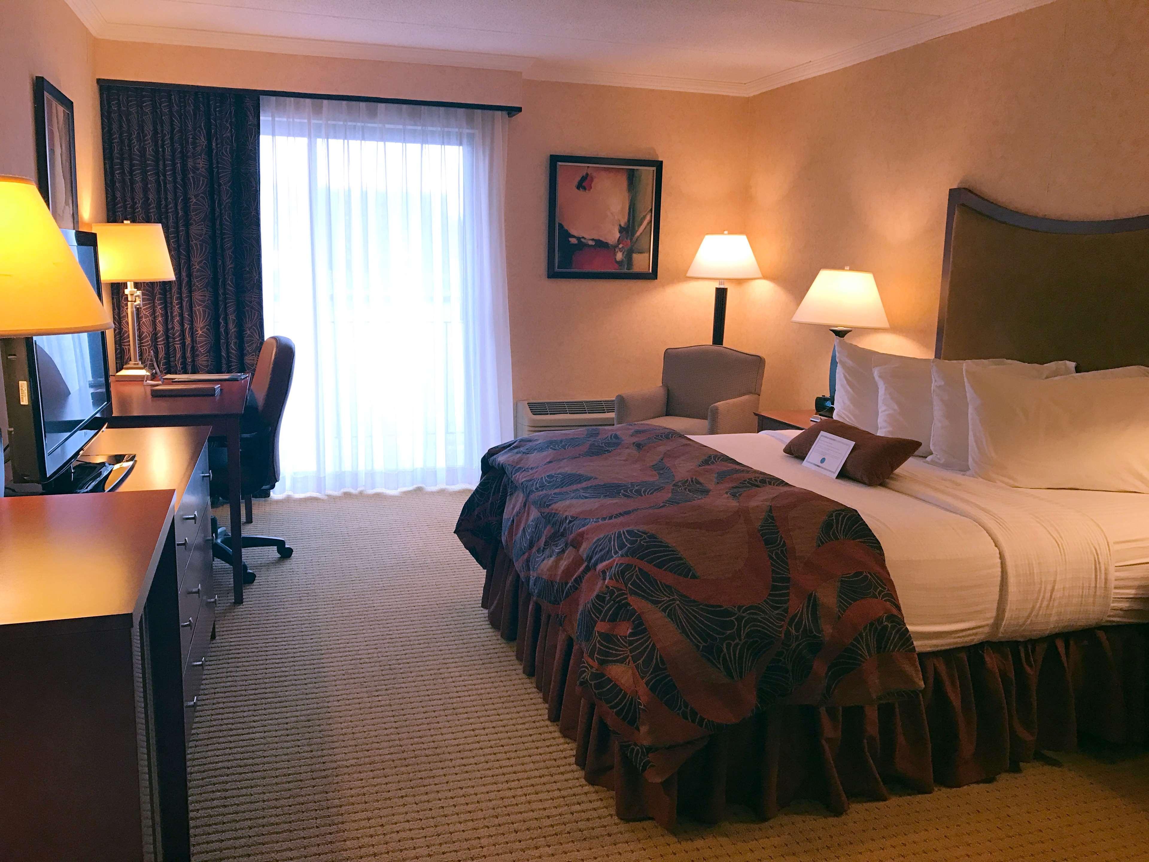 Best Western Plus Oswego Hotel And Conference Center Ngoại thất bức ảnh
