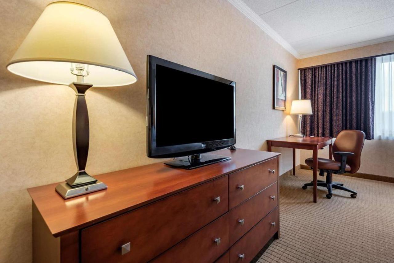 Best Western Plus Oswego Hotel And Conference Center Ngoại thất bức ảnh